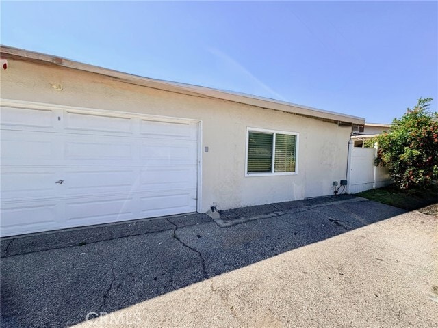 Building Photo - 1641 N Towne Ave