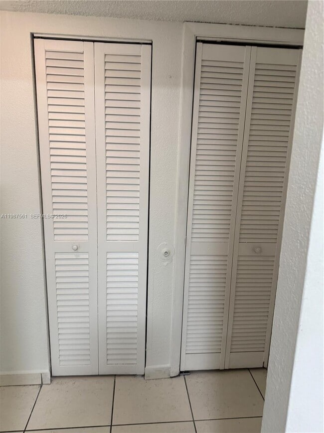 Building Photo - 5755 W 20th Ave