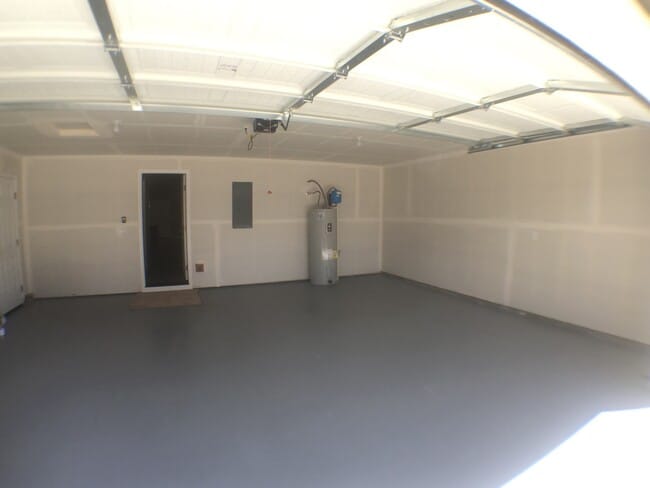 Building Photo - 1281 W Rail Way
