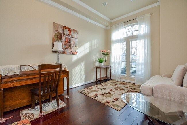 Building Photo - 6302 Kennedy Hills Ct