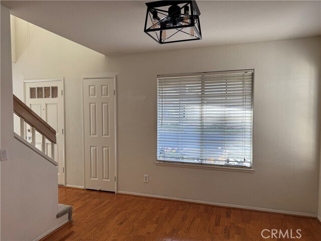 Building Photo - 13 Channel Island St