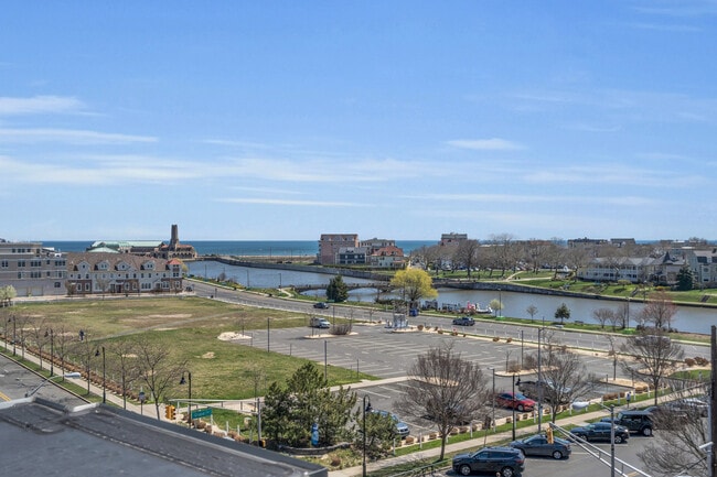 Building Photo - 511 Cookman Ave