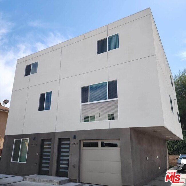 Building Photo - 13826 Bessemer St