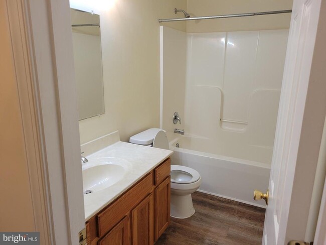 Building Photo - 6194 Dawes Dr