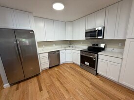 Building Photo - 1850 Beacon St