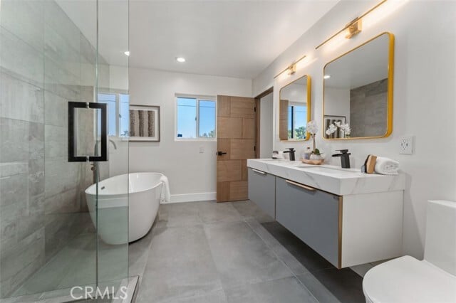 Building Photo - 60468 Latham Trail