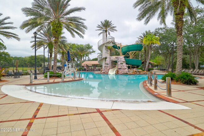 Building Photo - 3946 Royal Pines Dr