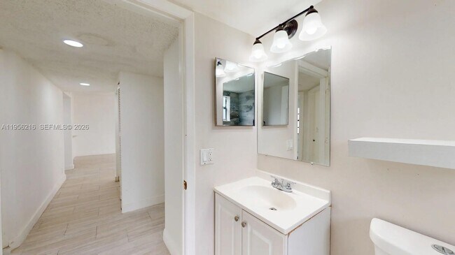 Building Photo - 3501 NW 114th Ln