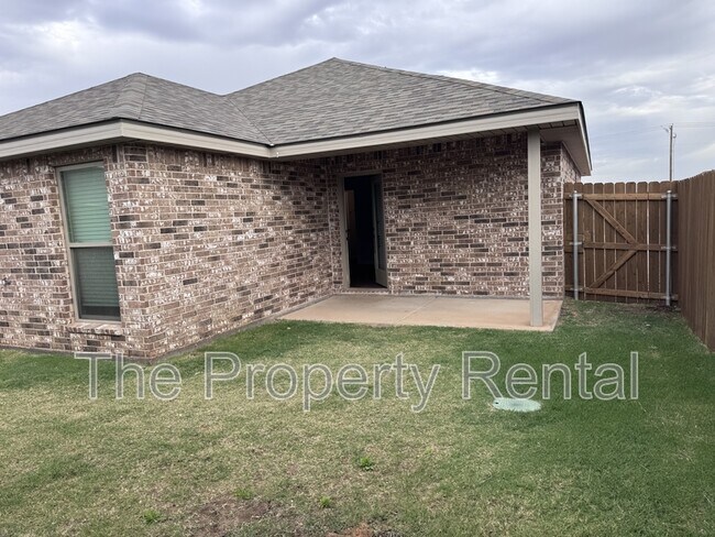 Building Photo - 520 Thicket Dr