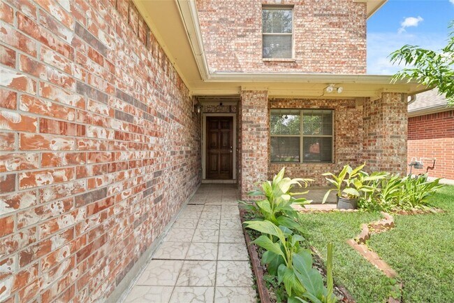 Building Photo - 8427 Brickhaven Ln