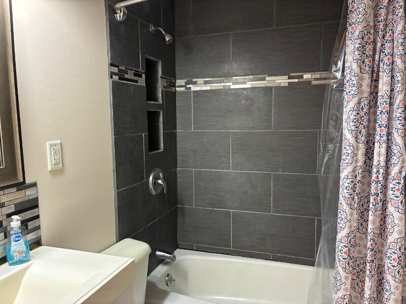 Building Photo - 4714 Tarryton Ct S