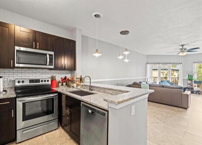 Building Photo - 4115 Chatham Oak Ct