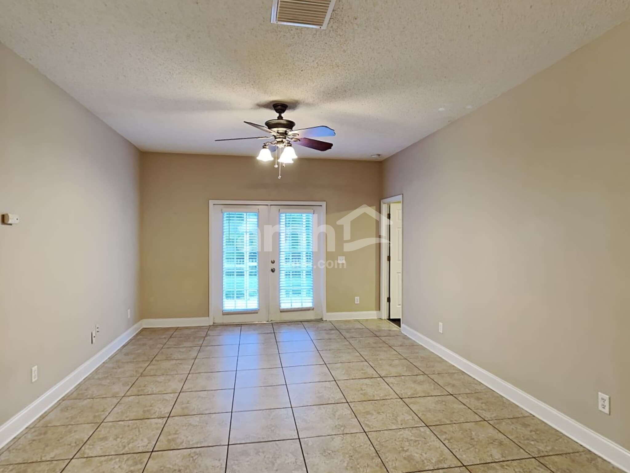 Building Photo - 10318 Goldenbrook Way
