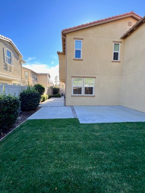 Building Photo - 6690 Spartina Ct