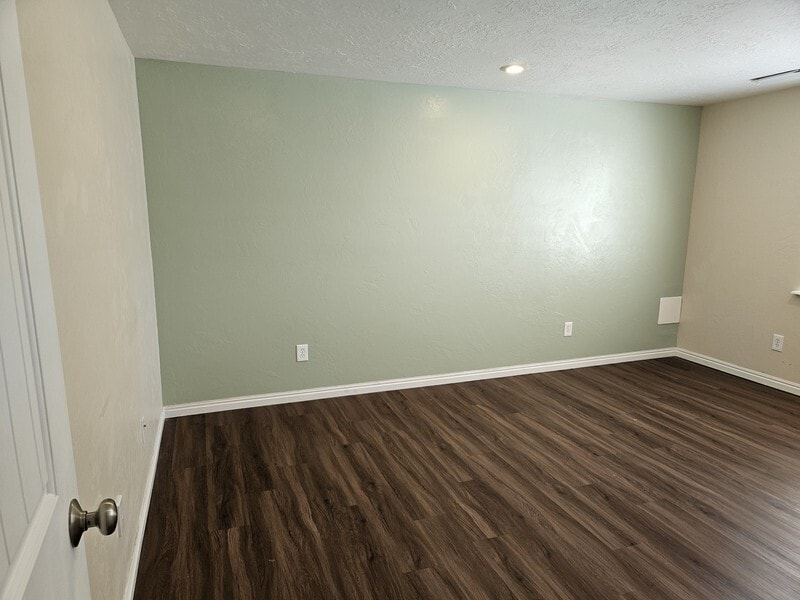 Building Photo - 4211 Lodge Pole Dr