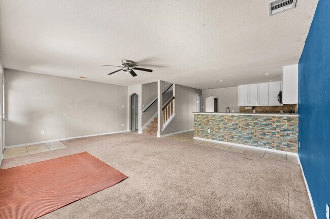 Building Photo - 3327 Upland Spring Trace