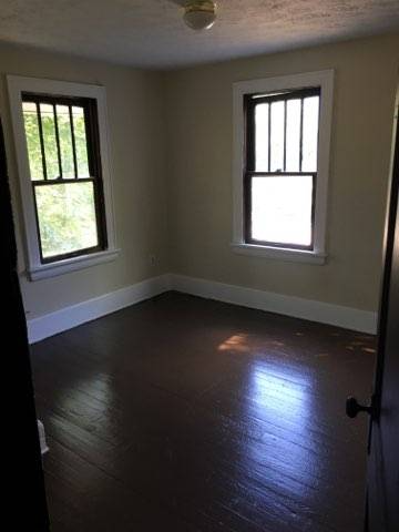 Building Photo - 112 Leora St