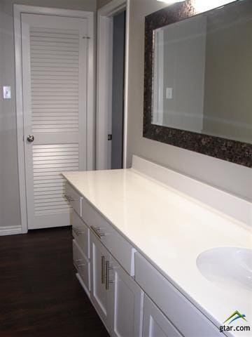 Building Photo - 423 Top Hill Dr