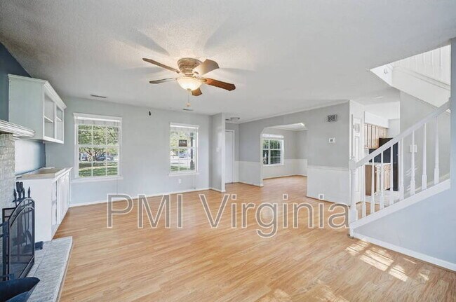 Building Photo - 1213 Ruxton Ct