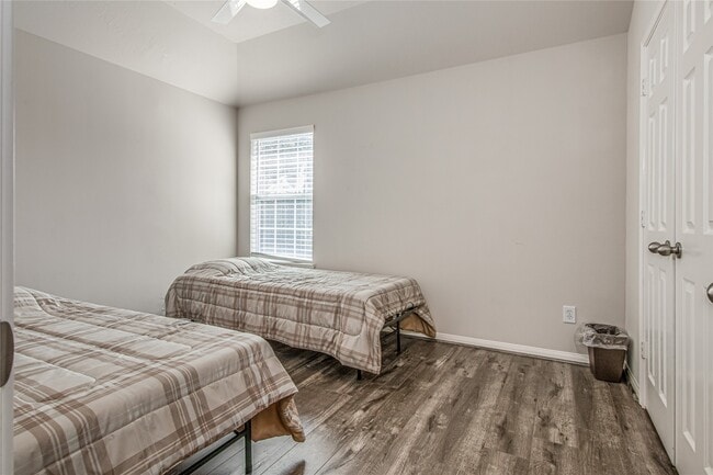 Building Photo - 16418 Pademelon Dr