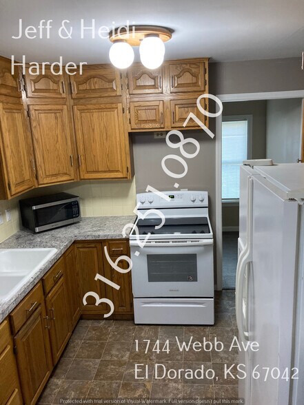 Building Photo - 1744 Webb Ave