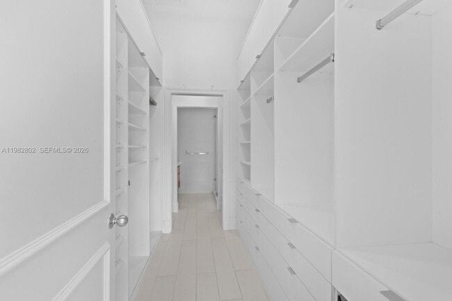 Building Photo - 5 Coconut Ln