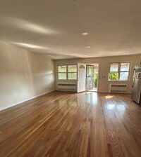 Building Photo - 964 East 100th Street