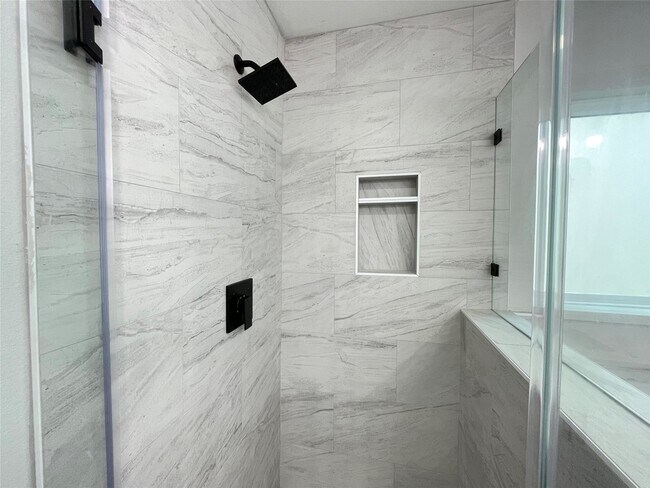 Building Photo - 20919 Hall Colony Ct