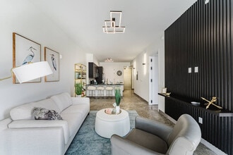 Building Photo - 2750 Griffin Rd