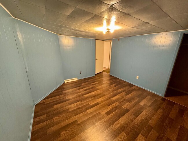 Building Photo - 470-474 Spang Avenue