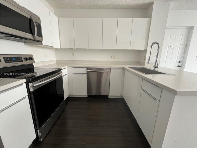 Building Photo - 2061 Renaissance Blvd