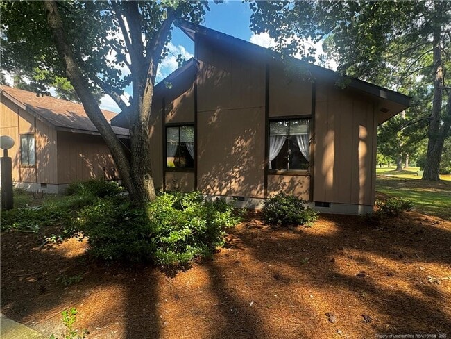 Building Photo - 6739 Irongate Dr