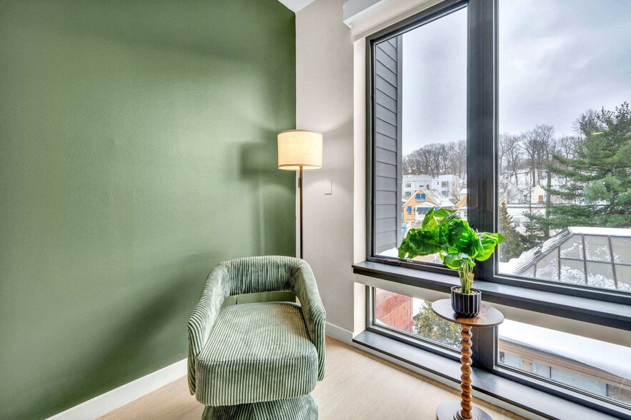 Building Photo - 2189 Cornell Rd