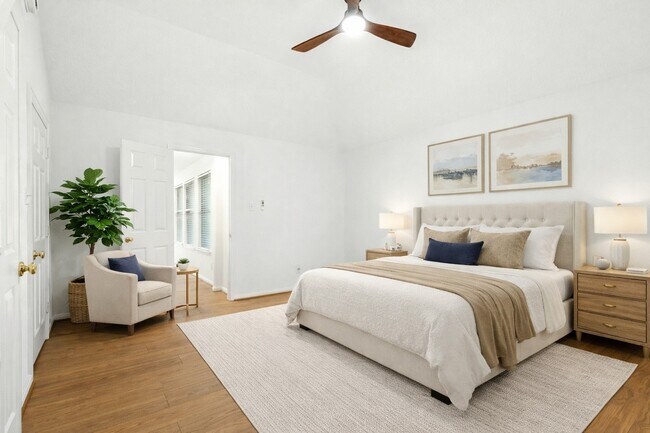 Building Photo - 2119 Hannover Way