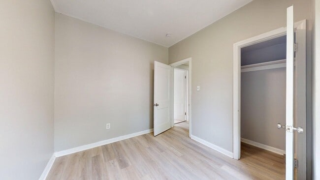 Building Photo - 3816 W 36th St