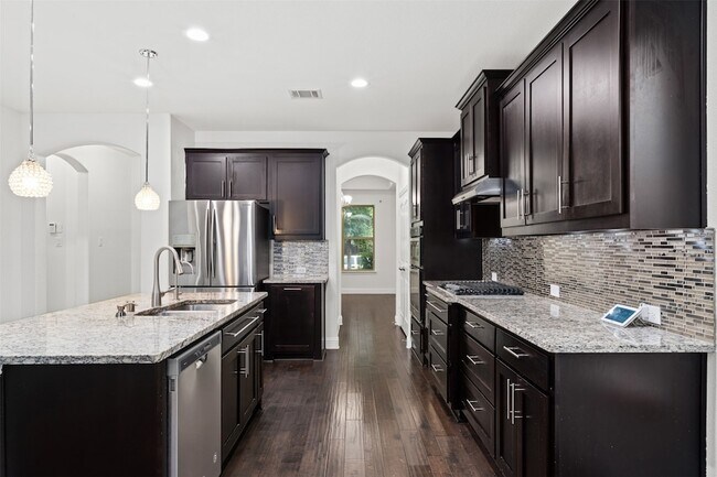 Building Photo - 8705 Tutbury Pl