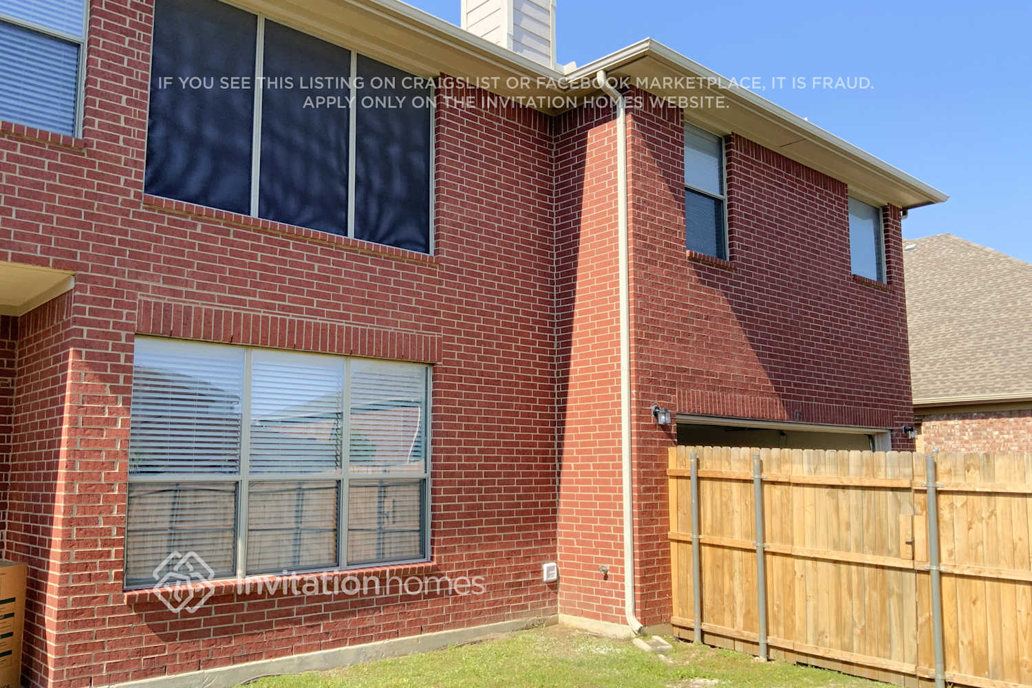 Building Photo - 721 W Talon Dr