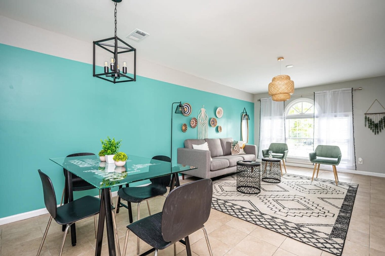 Building Photo - 1263 Sweet Pine Dr