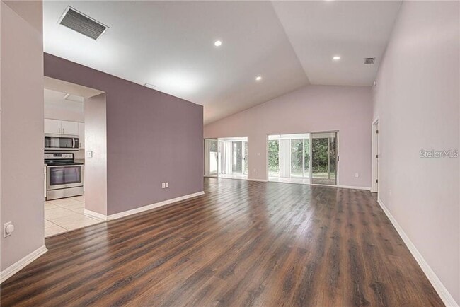 Building Photo - 5509 83rd Terrace E