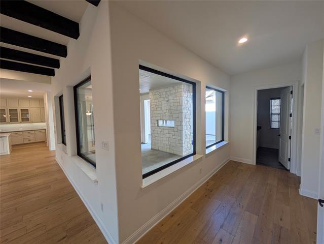 Building Photo - 913 Jamestown Ln