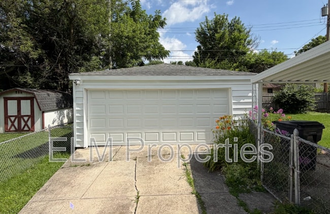 Building Photo - 7406 Smithfield Ave