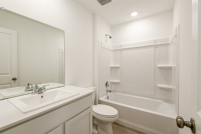 Building Photo - 21325 Carosella Dr