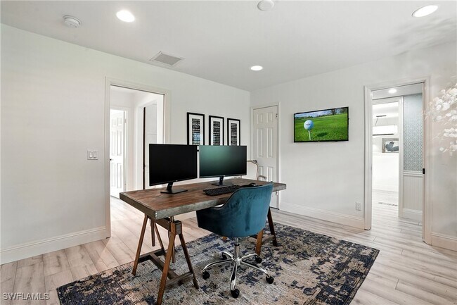 Building Photo - 205 Springline Dr
