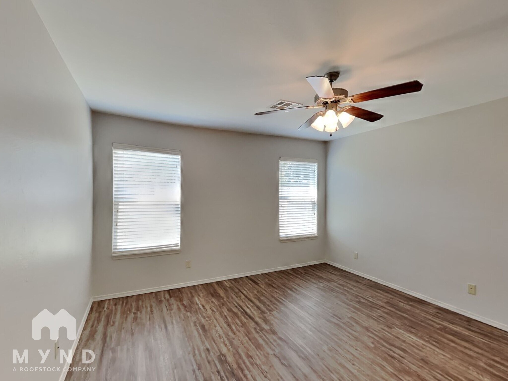 Building Photo - 14617 Moon Daisy Dr