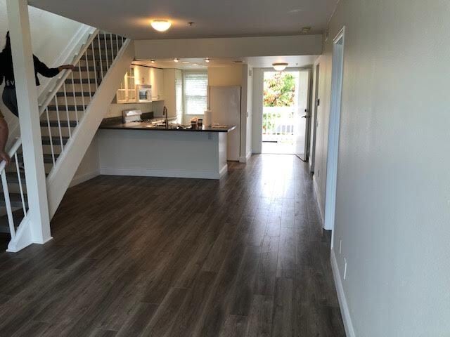 Building Photo - 189 Mangano Cir