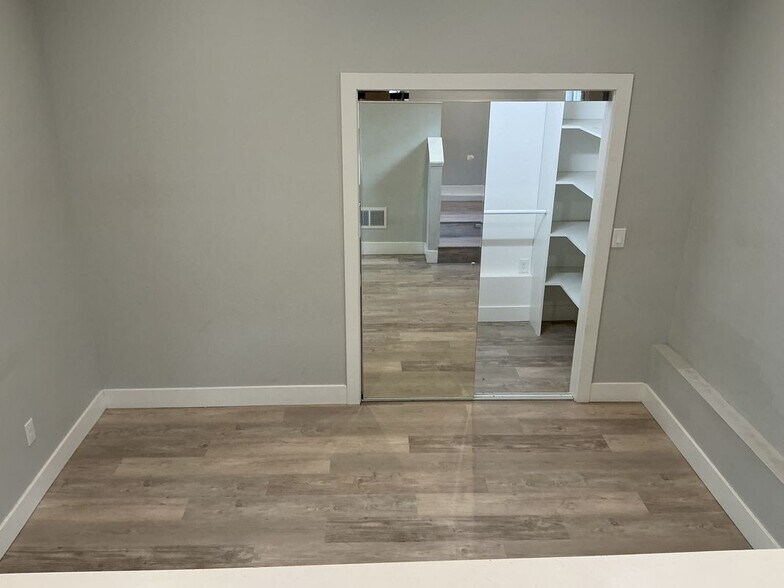 Building Photo - 545 Brush Creek Rd