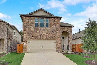 Building Photo - 8008 Copper Prairie Bend