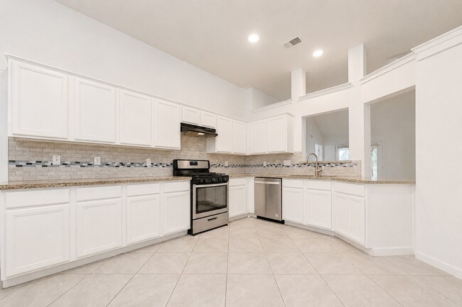 Building Photo - 2911 Killdeer Ln