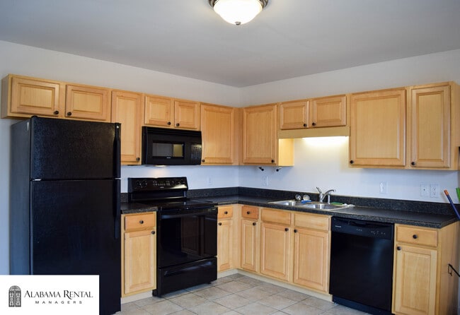 Building Photo - Home For Rent In McCalla, AL!! Available to View with 48 Hours Notice!!!