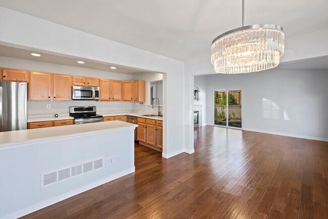Building Photo - 626 Rolling Rock Point